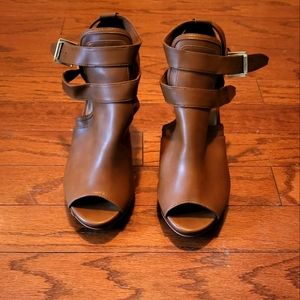 Women Heel Shoes